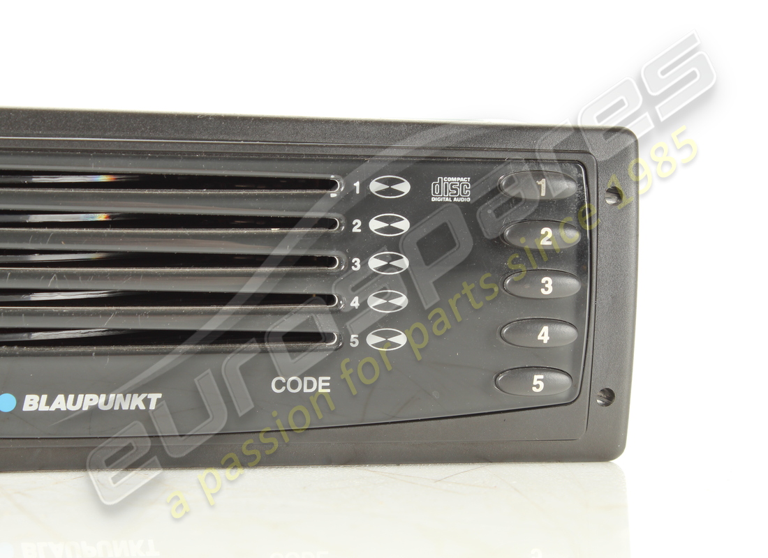 used maserati blaupunkt cd changer-charger. part number 233649 (3)