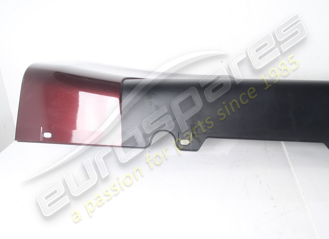 GEBRAUCHT MASERATI RECHTER SEITENSCHWELLER. TEILENUMMER 980145473 (5) gebraucht maserati rechter seitenschweller. teilenummer 980145473 (5)