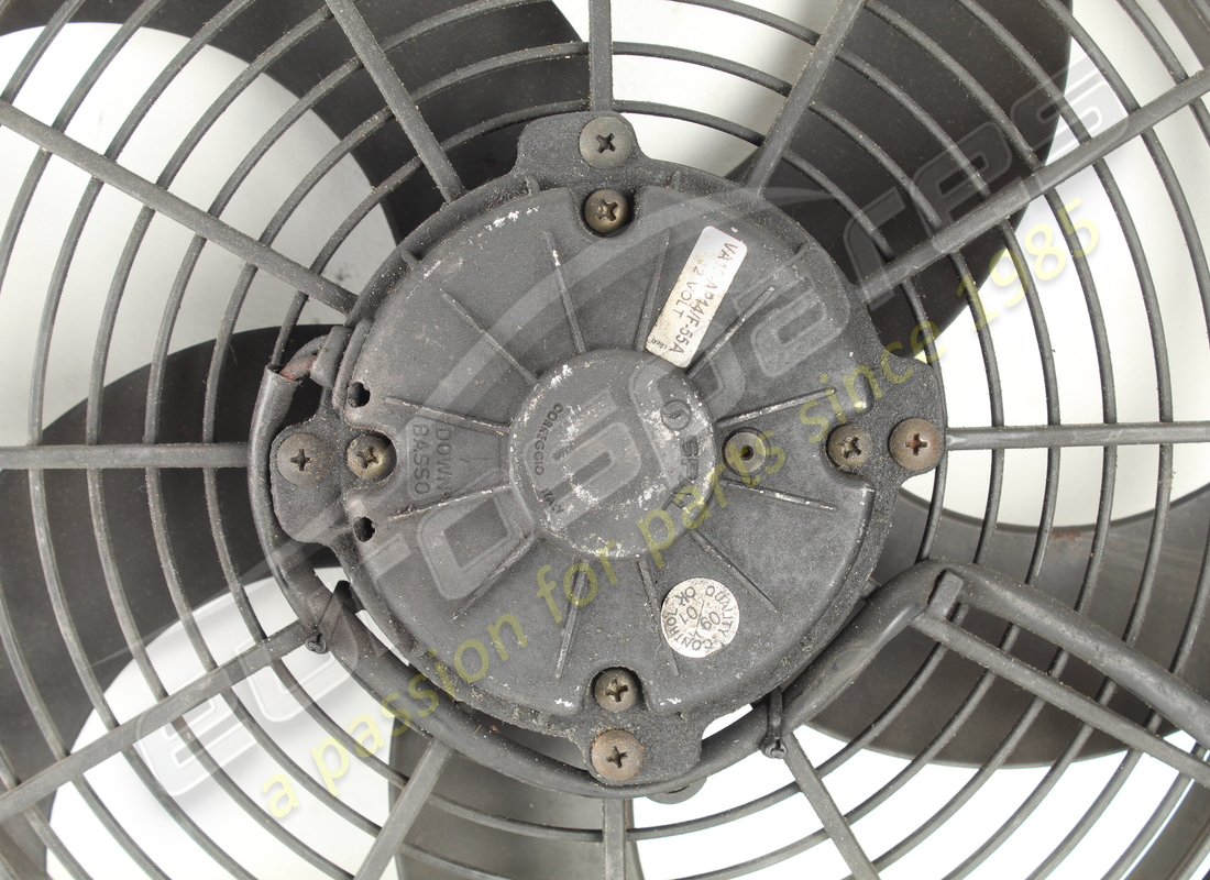 GEBRAUCHTE MASERATI KOMPLETTE HAUBE MIT ELEKTRISCHEM VENTILATOR. TEILENUMMER 221254 (3) gebrauchte maserati komplette haube mit elektrischem ventilator. teilenummer 221254 (3)