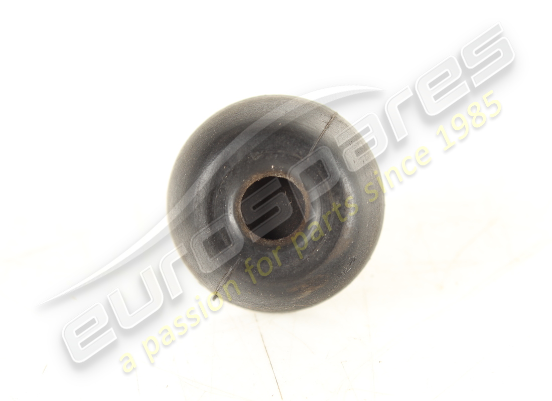 verwendetes maserati gummipad. teilenummer 60616619 (1)