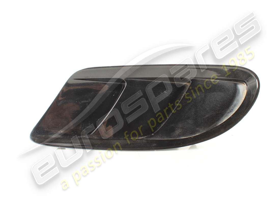 BESCHÄDIGT Maserati VORDERER DECKEL RECHTS LUFTEINLASS (ROH) . TEILENUMMER 980000920 (1)