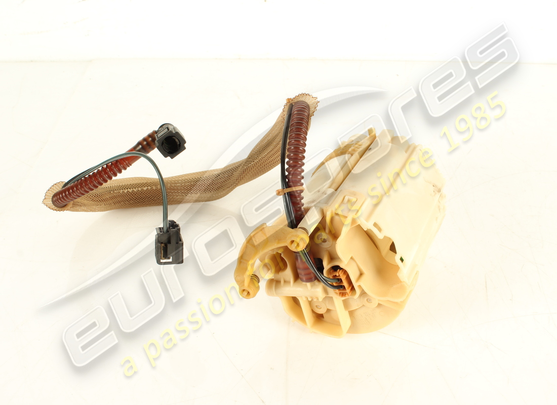 GEBRAUCHTE Ferrari KRAFTSTOFFPUMPE. TEILENUMMER 272086 (1)