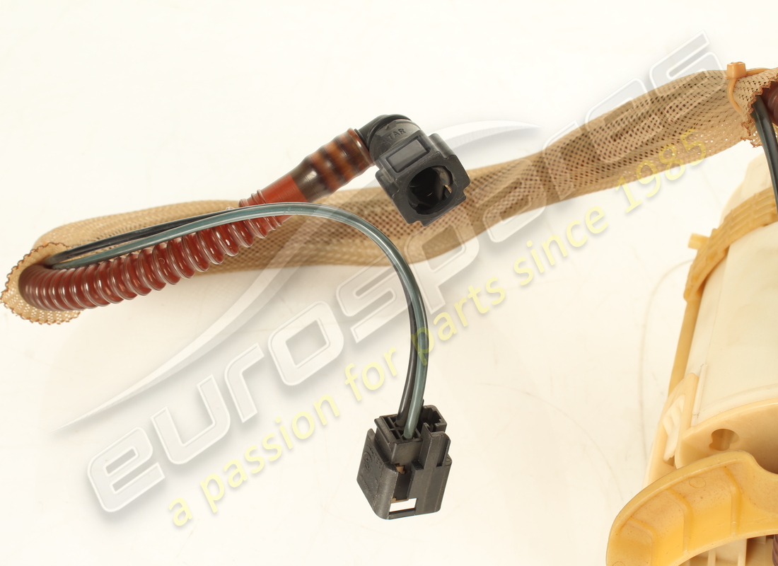 gebrauchte ferrari kraftstoffpumpe. teilenummer 272086 (2)