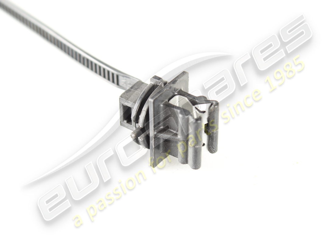 new maserati spring clip a/c line. part number 670031653 (2)