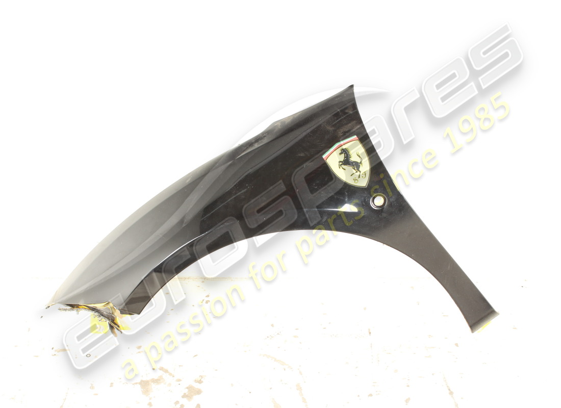 beschädigter ferrari vorderer linker kotflügel. teilenummer 88857911 (1)