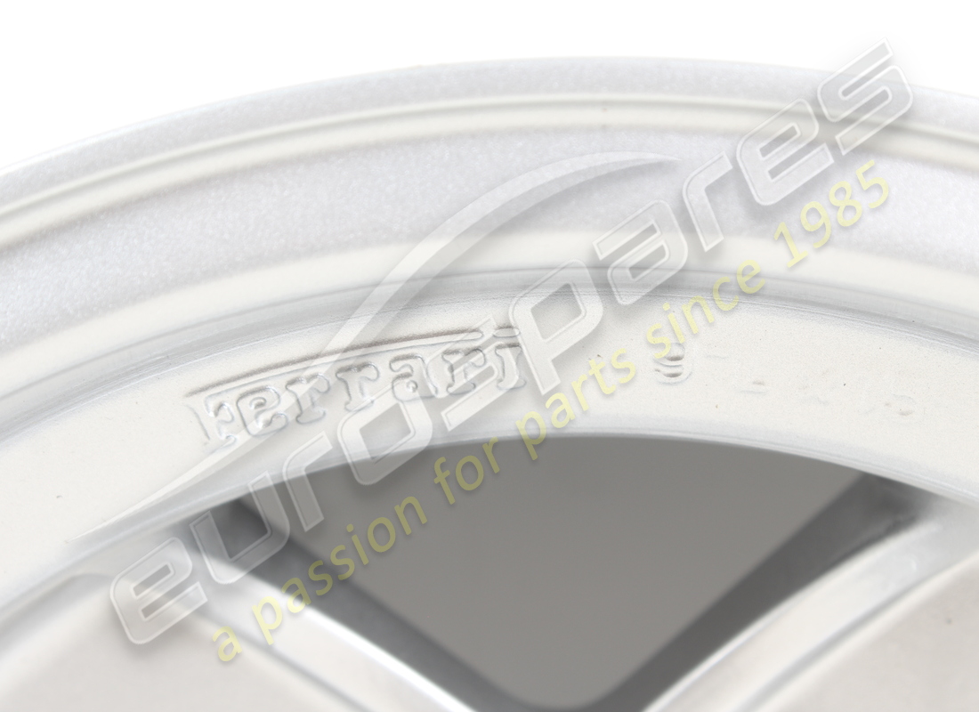 überholtes ferrari hinterrad 9x15. teilenummer 109193 (2)