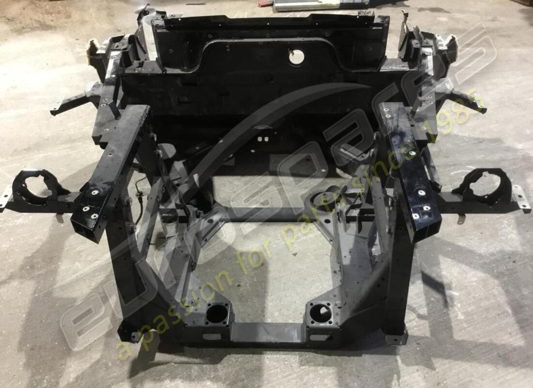 gebraucht lamborghini hinteres ende. teilenummer 400813031g (1)