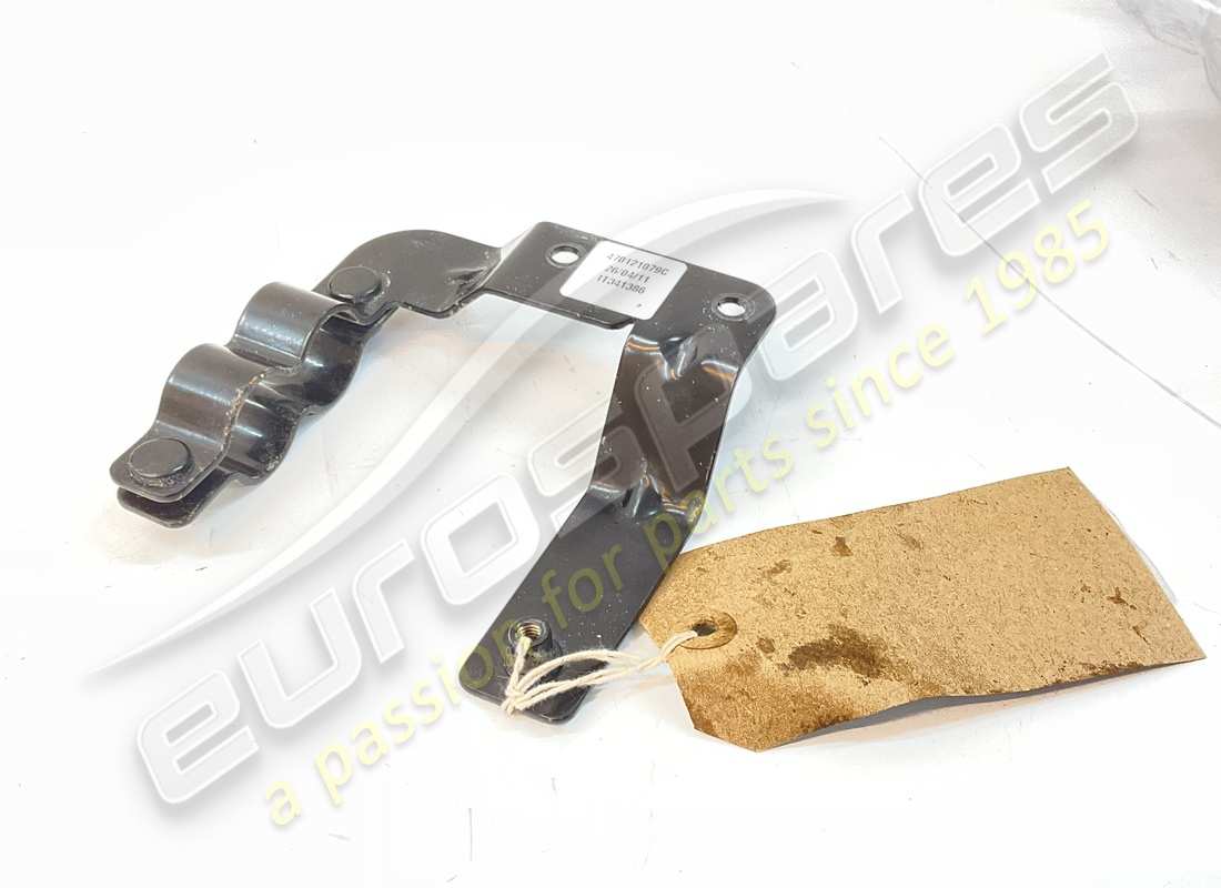 verwendete lamborghini halterung. teilenummer 470121079c (1)
