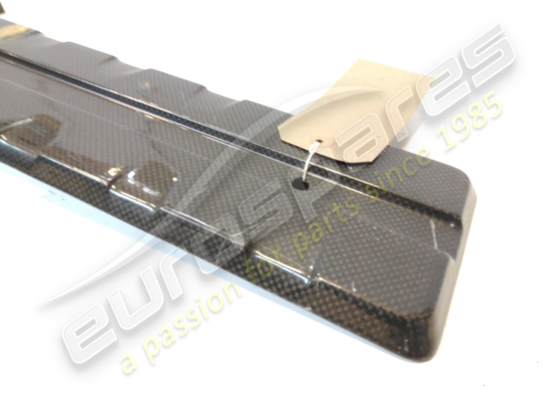 verwendet lamborghini abdeckungsteil. teilenummer 07m103926p (3)