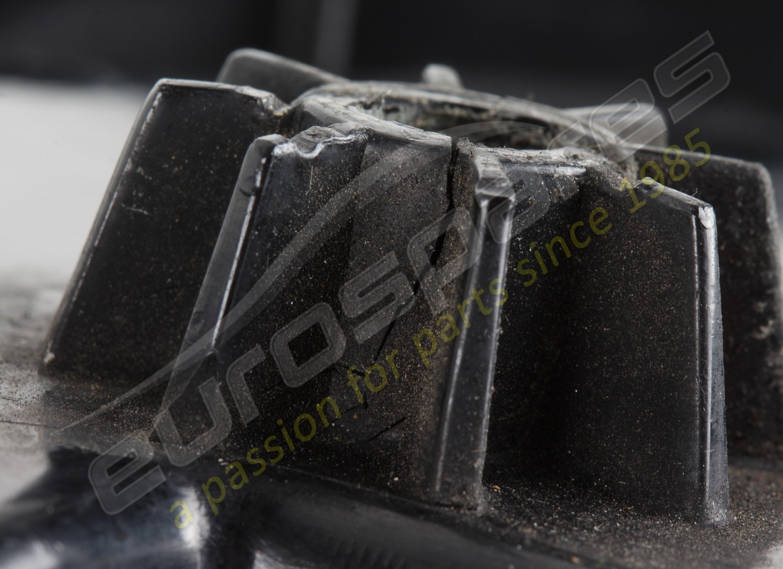 beschädigter eurospares scheinwerfer. teilenummer eap1392841 (10)