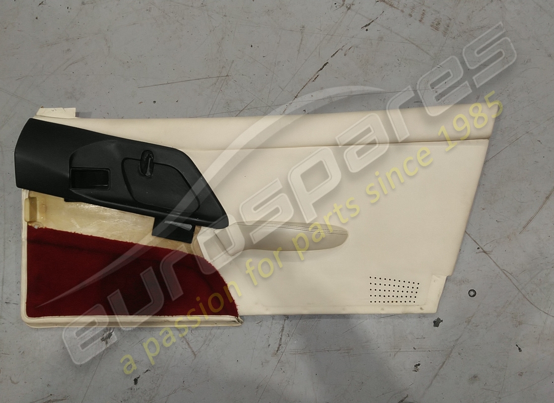 GEBRAUCHT Ferrari RH-PANEL-VERKLEIDUNG KOMPLETTES KIT. TEILENUMMER 647840.. (1)