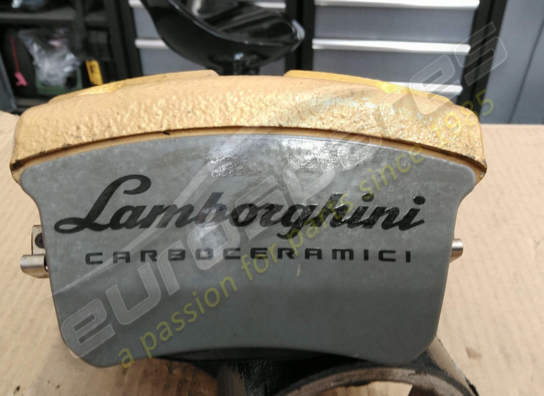 gebrauchtes lamborghini kolbengehäuse mit. teilenummer 4ml615404h (3)