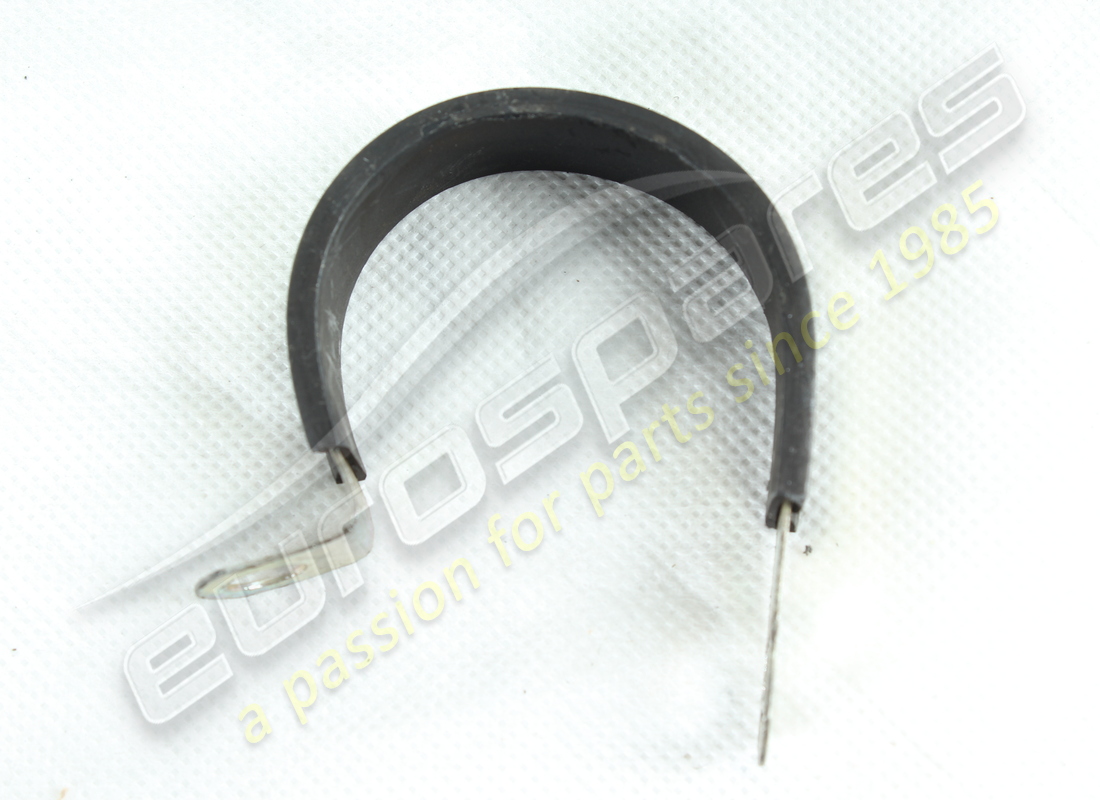neue maserati-halterung. teilenummer 10448890 (2)
