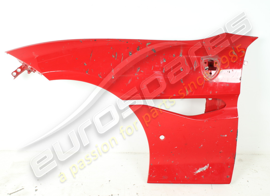 beschädigter ferrari vorderer linker kotflügel. teilenummer 88750311 (3)
