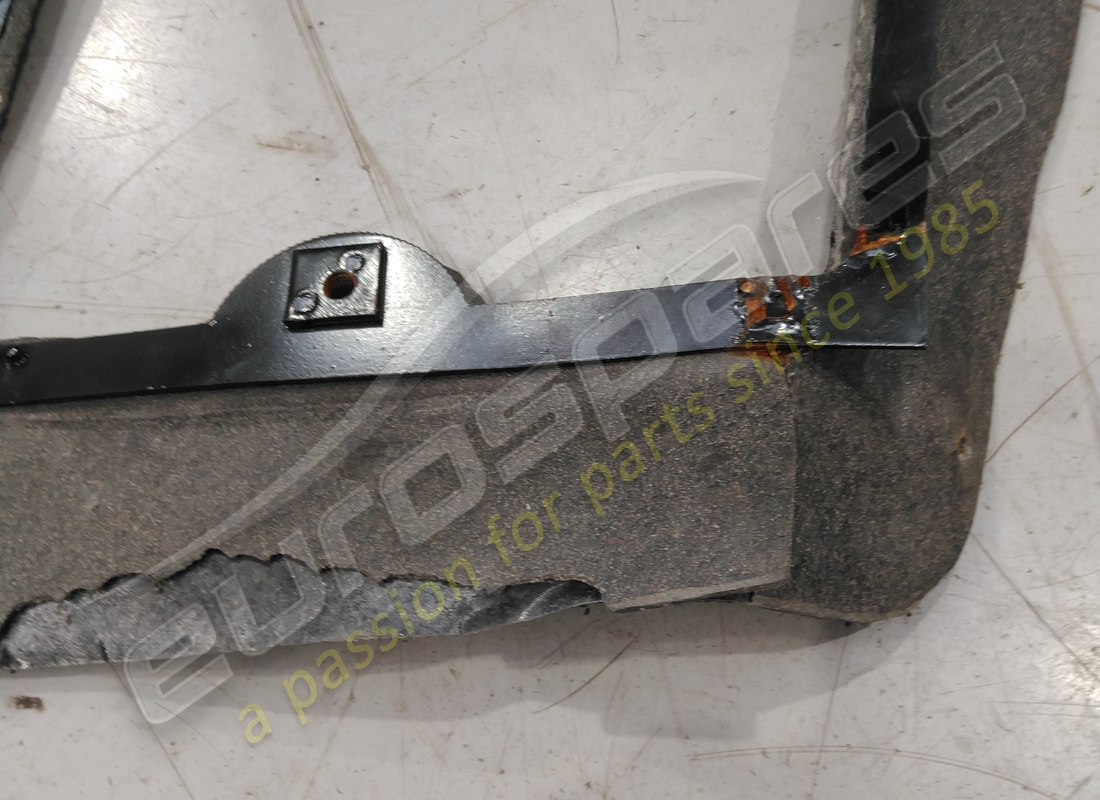 gebrauchter ferrari carpet series kofferraum. teilenummer 65753500 (3)