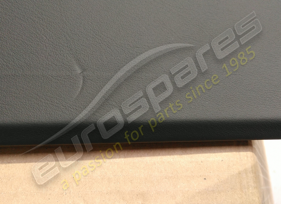 gebrauchte lamborghini seitenverkleidung. teilenummer 4ml863303gqg8 (2)