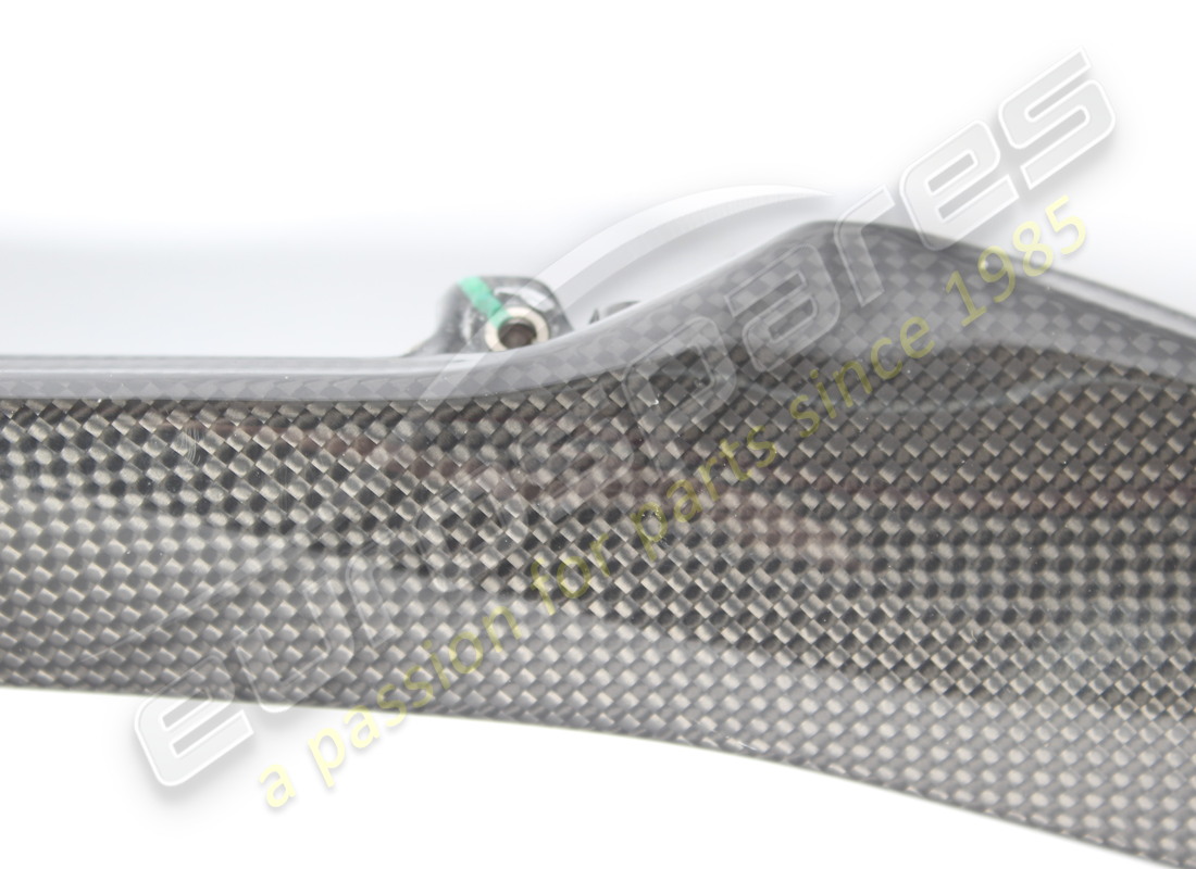 gebraucht ferrari mobiletto ant. sup.dx carbon. teilenummer 791066 (3)