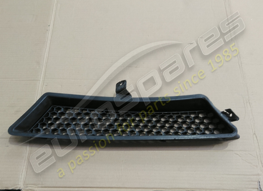 BESCHÄDIGT Lamborghini FRISCHLUFTGRILL . TEILENUMMER 400317115 (1)