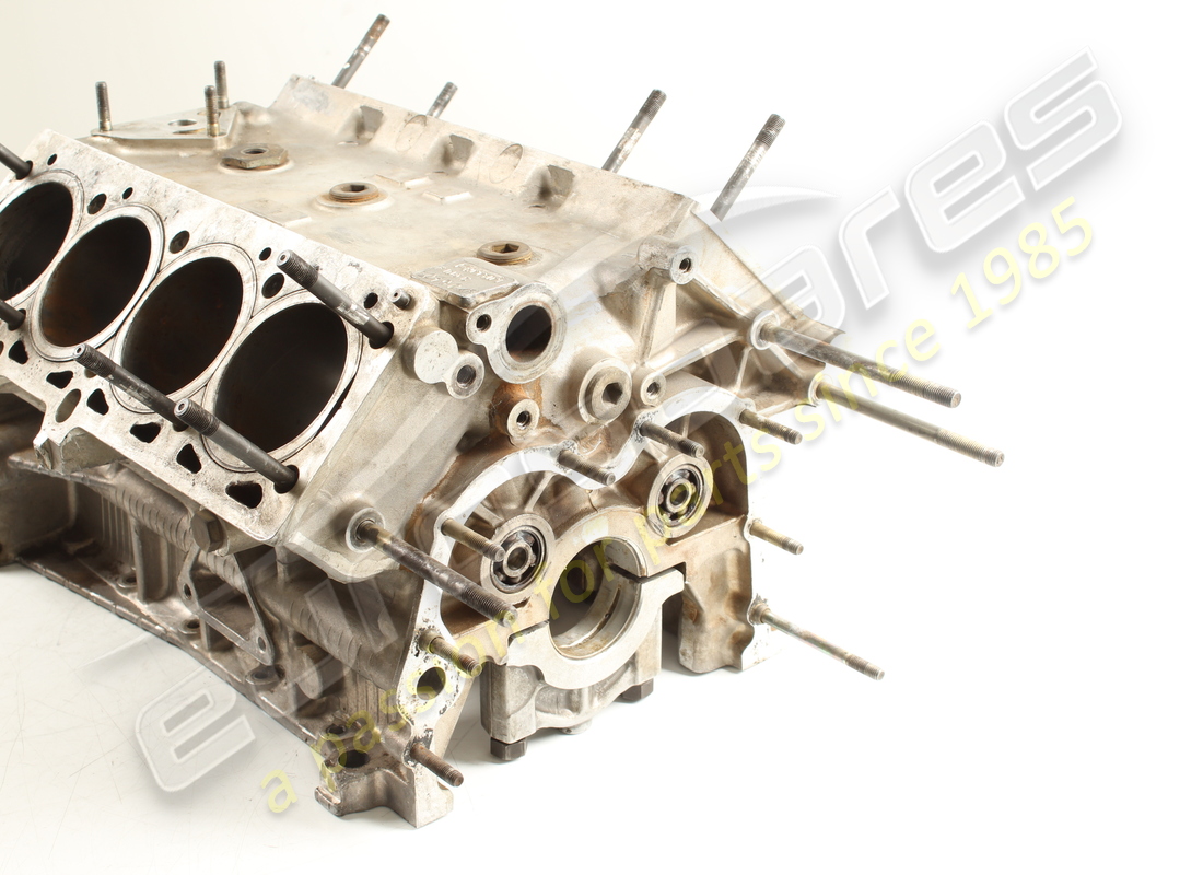 gebrauchtes ferrari 328 kurbelgehäuse. teilenummer 126191 (2)