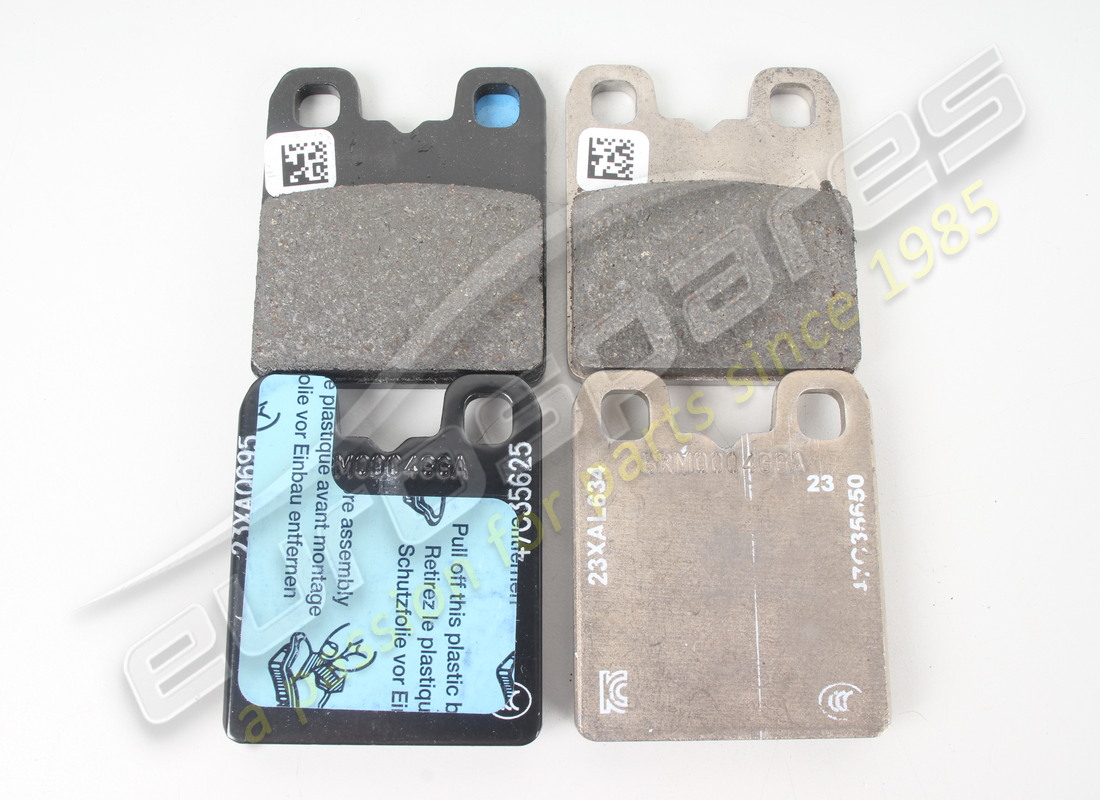 neuer ferrari-satz epb-pads. teilenummer 70006840 (2)