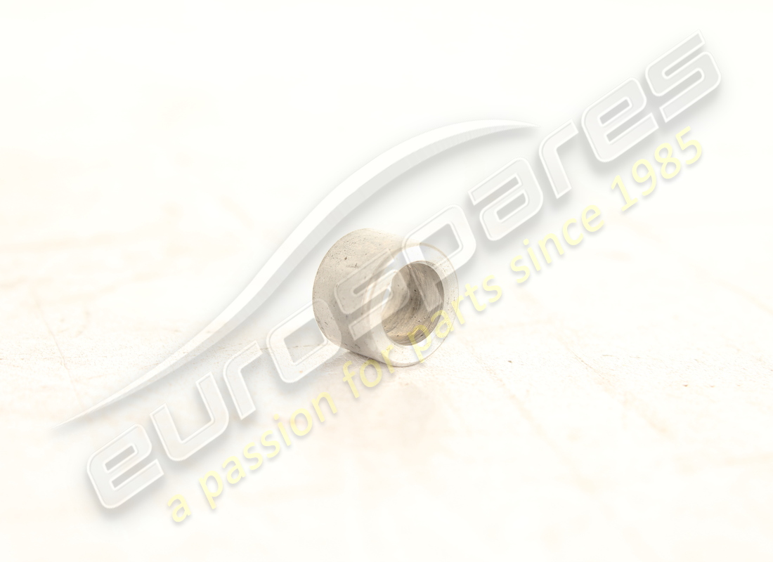 neuer ferrari-abstandshalter. teilenummer 67628300 (1)