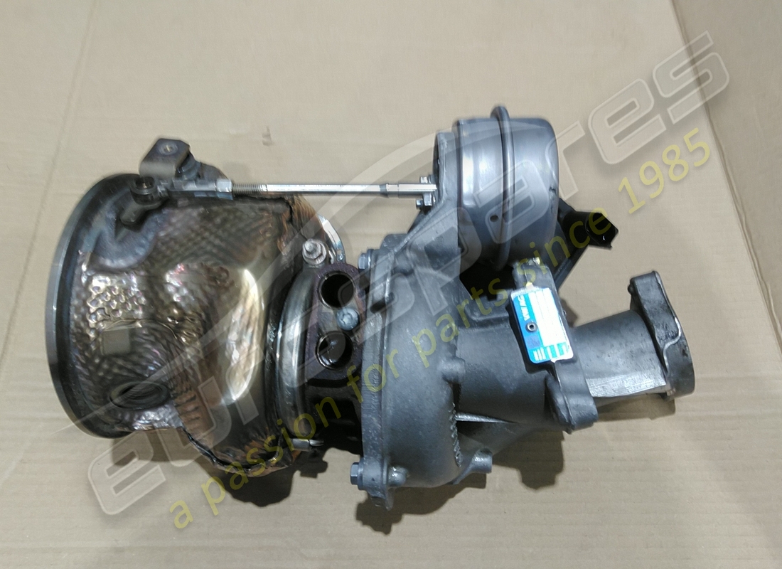 gebrauchter lamborghini turbolader. teilenummer 0p2145653c (2)