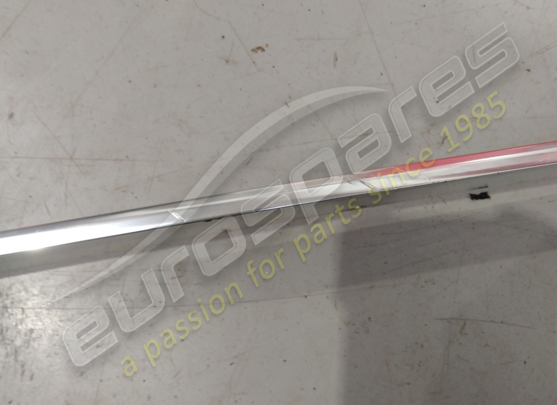 gebraucht ferrari rh-rinnenform. teilenummer 40114308 (3)