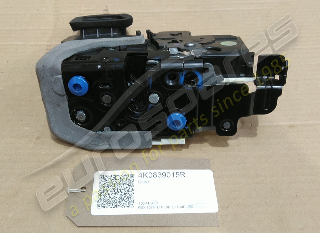VERWENDET Lamborghini TÜRSCHLOSS. TEILENUMMER 4K0839015R (1)