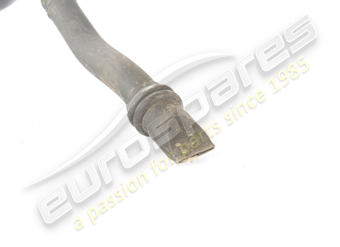 gebraucht maserati zusätzliche wasserauslasshülle. teilenummer 670009486 (3)