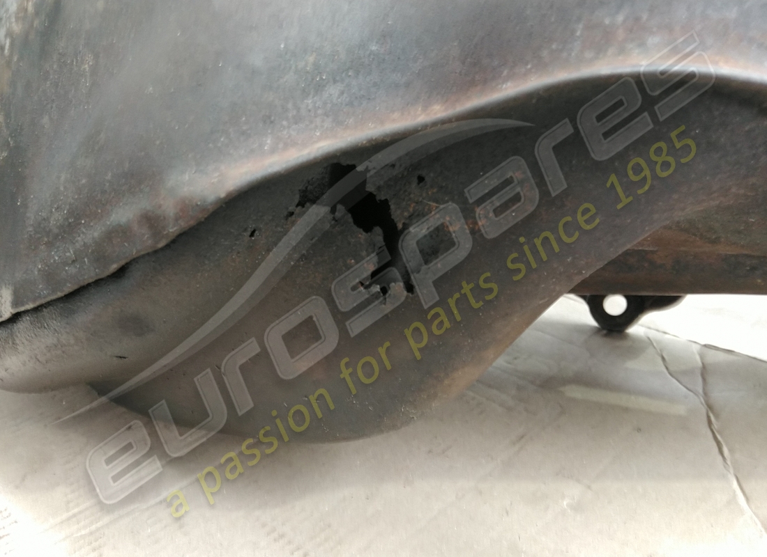 gebrauchte lamborghini auspuffkrümmerbaugruppe. teilenummer 07l253033a (2)