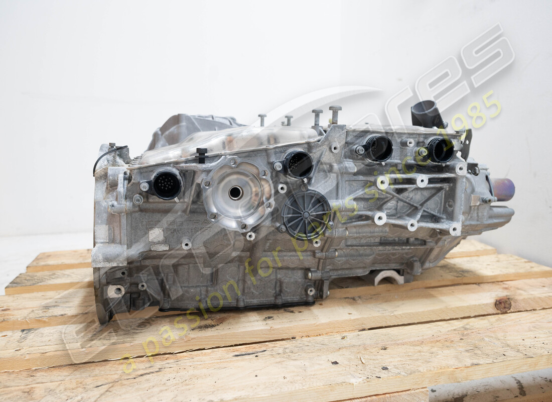 gebraucht ferrari cambio gtc 498 motor post. teilenummer 893170 (3)
