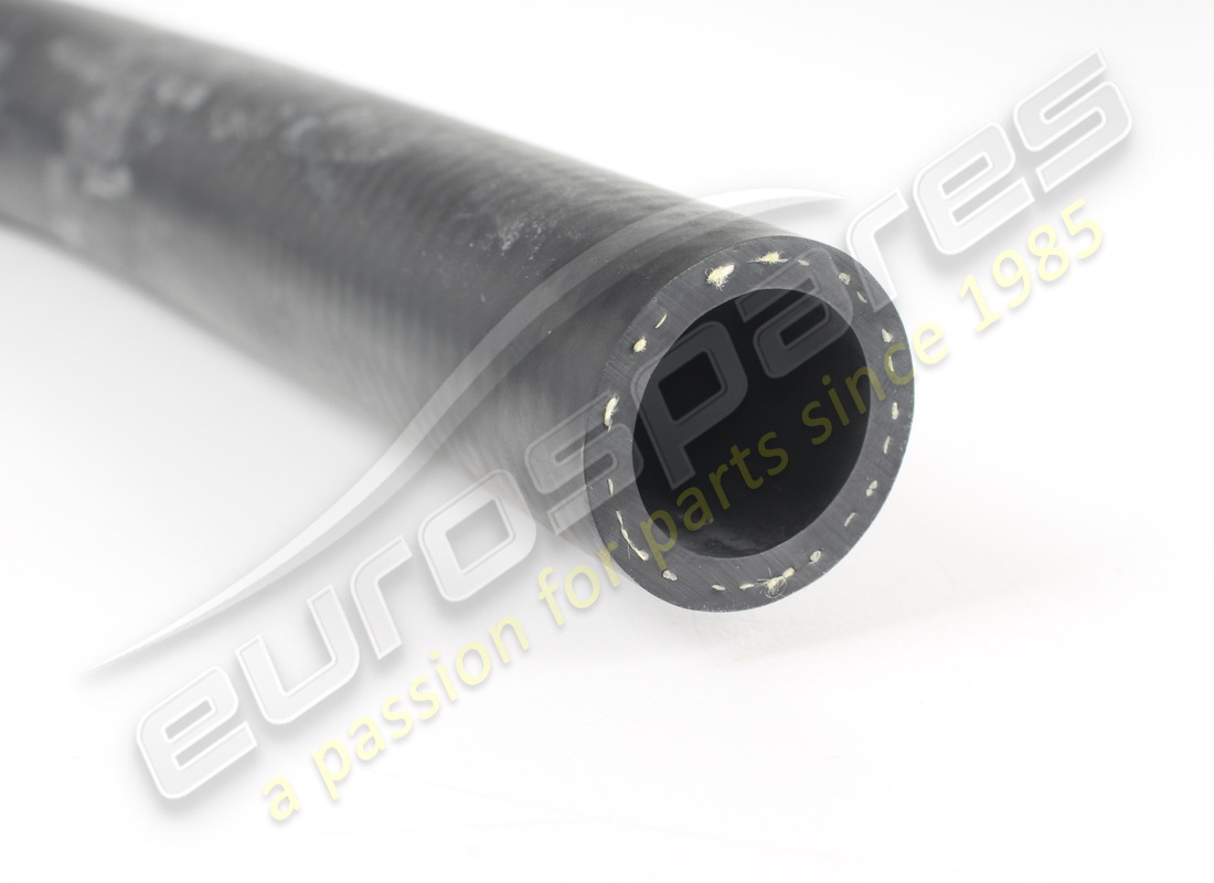 NEU ASTON MARTIN SCHLAUCH, BYPASS-ROHR ZUM AUSDEHNUNGSBEHÄLTER, RÜCKLAUF. TEILENUMMER 1R12322451AF (2) neu aston martin schlauch, bypass-rohr zum ausdehnungsbehälter, rücklauf. teilenummer 1r12322451af (2)