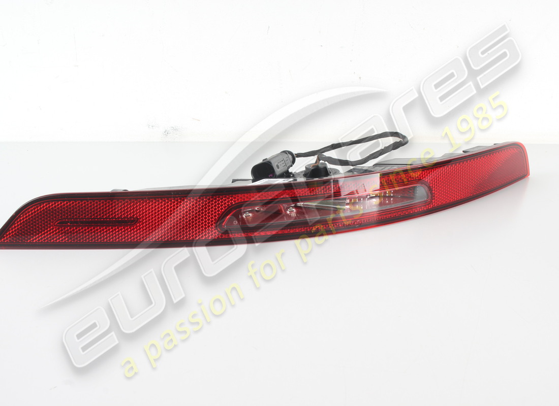 neuer porsche rücklichtreflektor. teilenummer 95b945726ab (3)