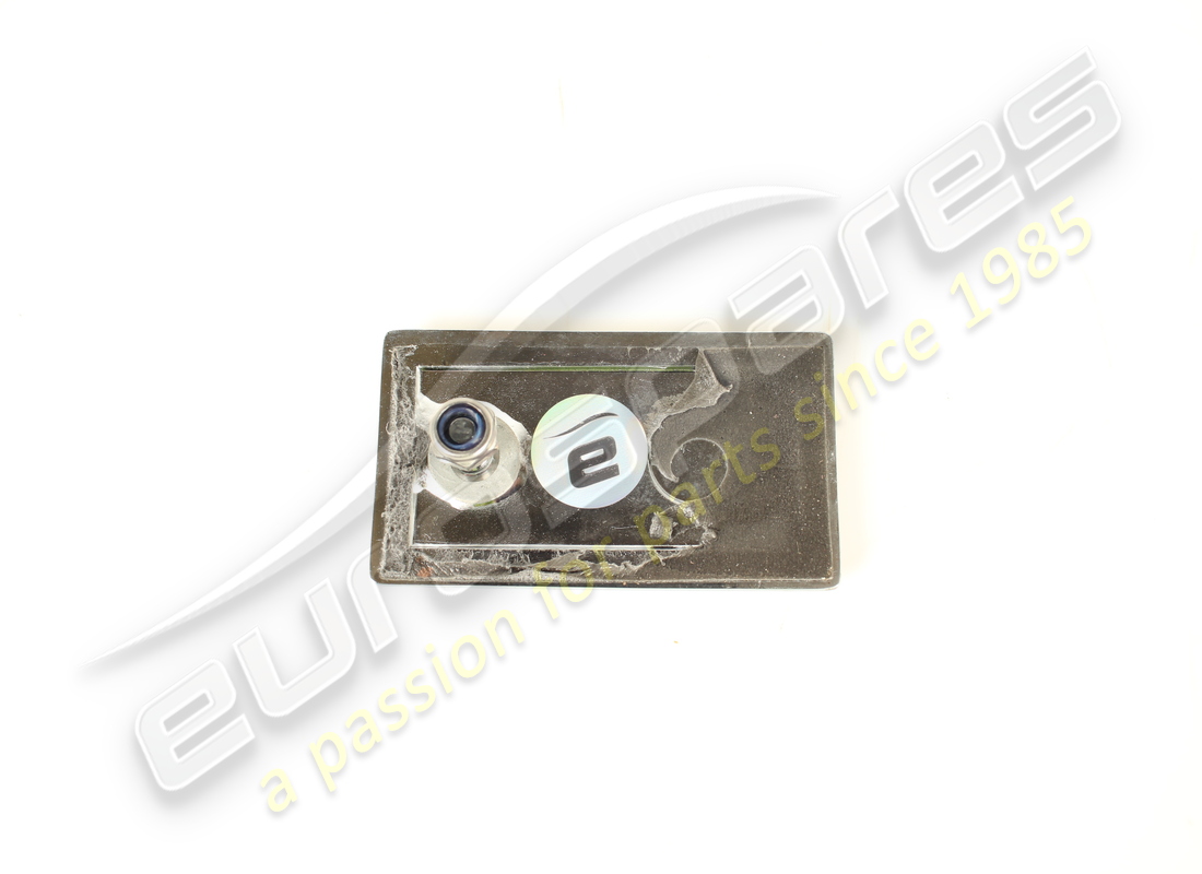 gebrauchtes ferrari frontabzeichen. teilenummer 973053 (2)