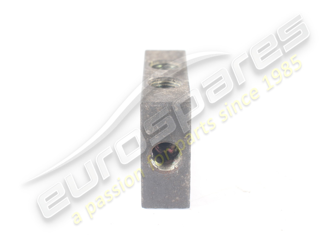 GEBRAUCHTER BUNDY-ROHRVERZWEIGUNGSBLOCK MASERATI. TEILENUMMER 377400325 (3) gebrauchter bundy-rohrverzweigungsblock maserati. teilenummer 377400325 (3)