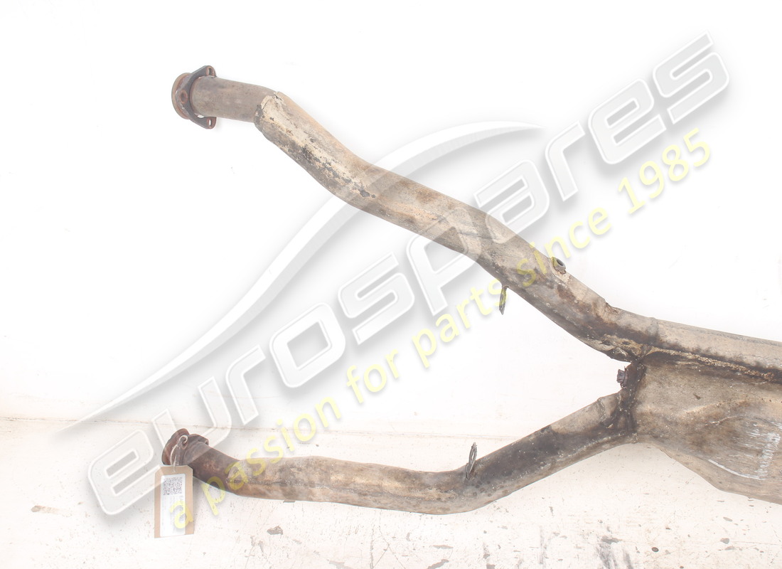 DAMAGED EUROSPARES FRONT MANIFOLD & CENTTRAL CATALYST CONVERTER. PART NUMBER EAP1726397 (2) damaged eurospares front manifold & centtral catalyst converter. part number eap1726397 (2)