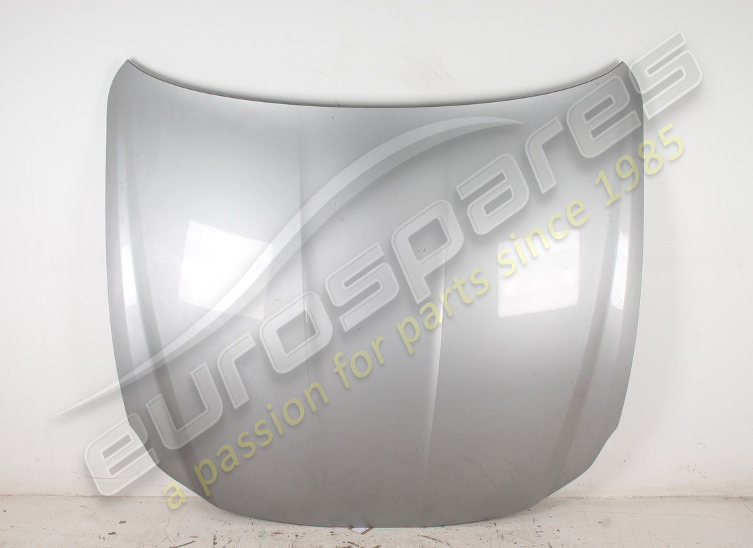 GEBRAUCHTE Maserati VORDERE MOTORHAUBE. TEILENUMMER 673011252 (1)