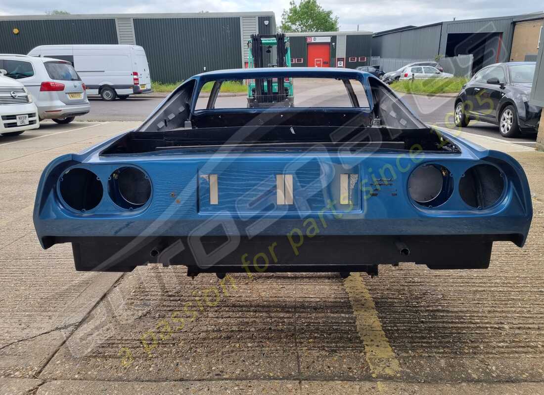 gebrauchte ferrari gts-karosserie. teilenummer 617512000 (4)