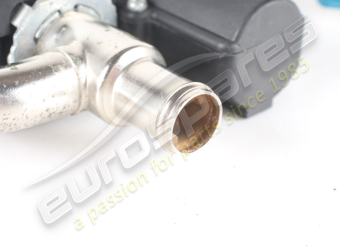 GEBRAUCHTES FERRARI LINKES TGK-VENTIL (HEIZUNGSREGLER). TEILENUMMER 67444900 (5) gebrauchtes ferrari linkes tgk-ventil (heizungsregler). teilenummer 67444900 (5)