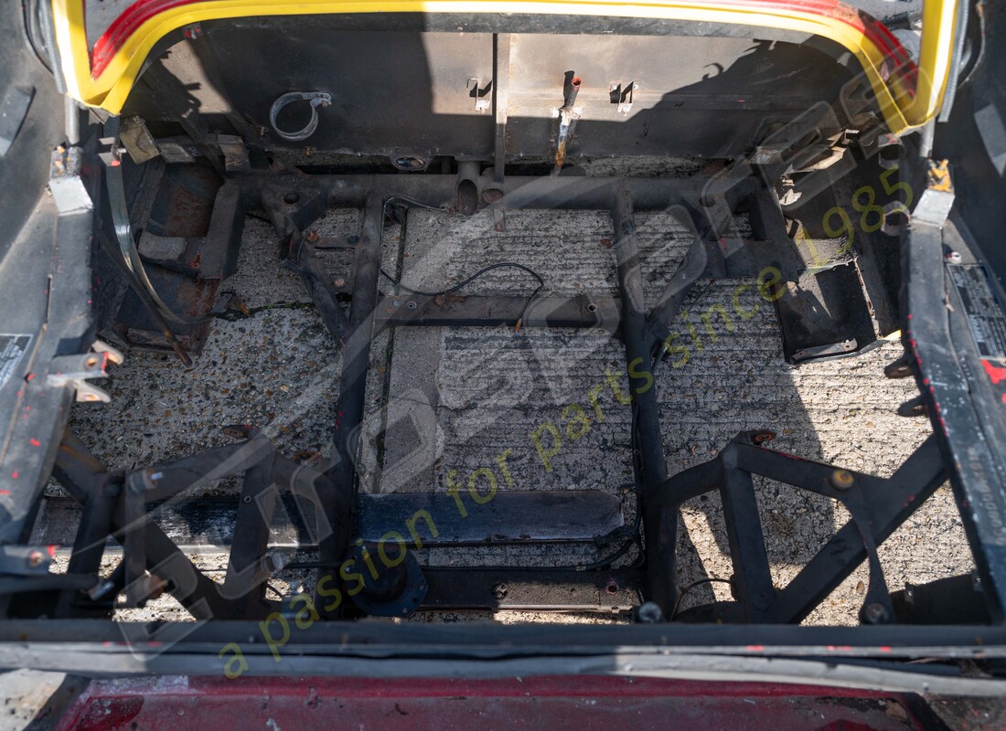 gebraucht ferrari heckwand komplett gtb. teilenummer 61901500 (6)