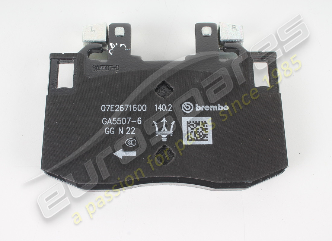 neues maserati frontpad-set. teilenummer 673011098 (3)