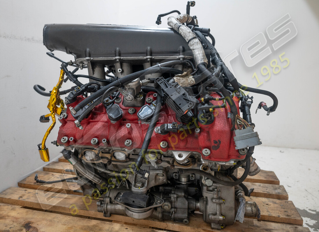 gebrauchter ferrari 458 challenge-motor. teilenummer 277603 (2)
