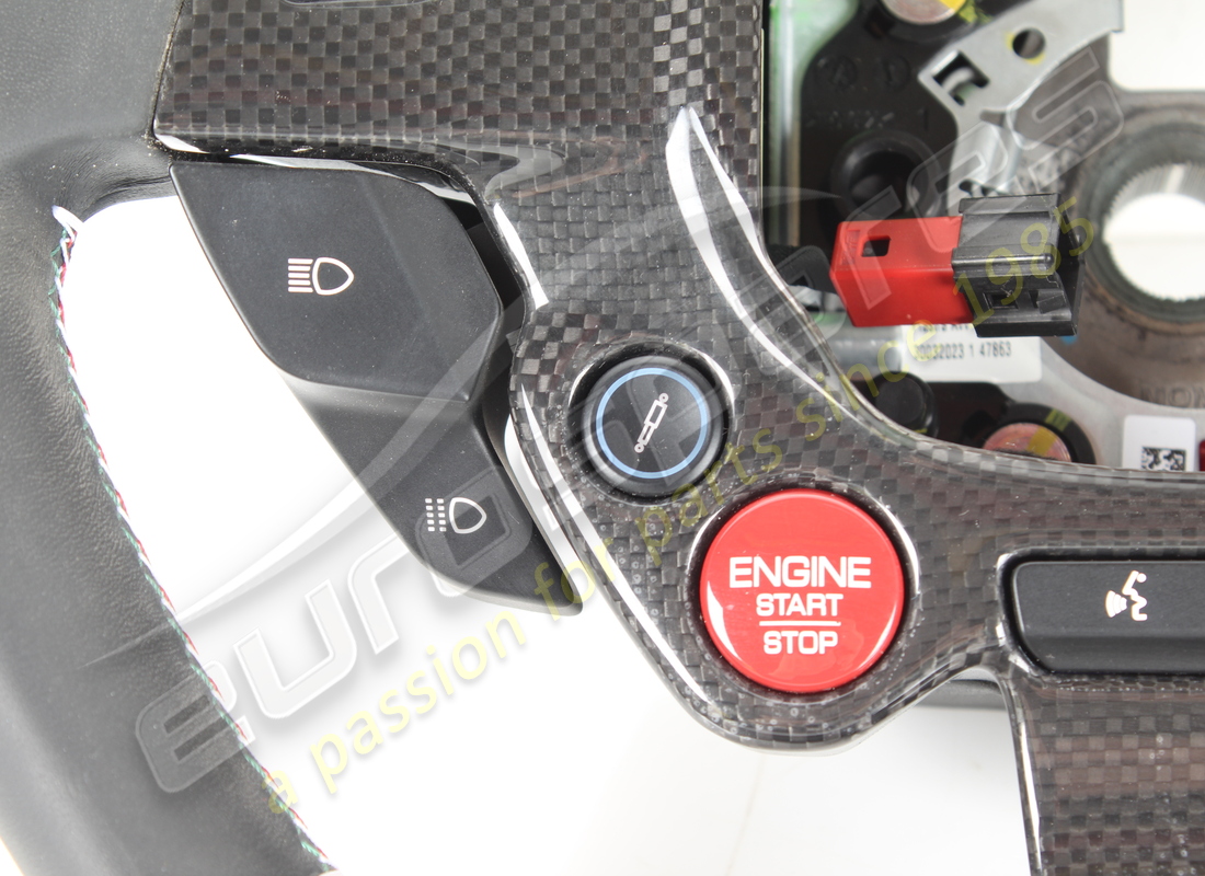 FERRARI KOMPLETTES LENKRAD GEBRAUCHT. TEILENUMMER 337540 (4) ferrari komplettes lenkrad gebraucht. teilenummer 337540 (4)