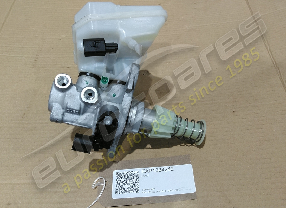 GEBRAUCHTER Eurospares TANDEM-HAUPTZYLINDER UND RESERVOIR. TEILENUMMER EAP1384242 (1)