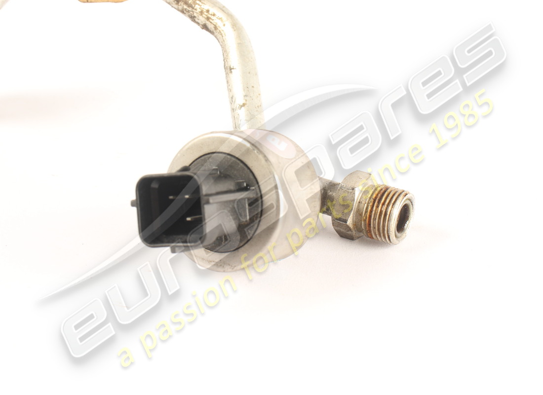 gebrauchtes ferrari rohr vom filter zur klimaanlage teilenummer 66090200 (2)
