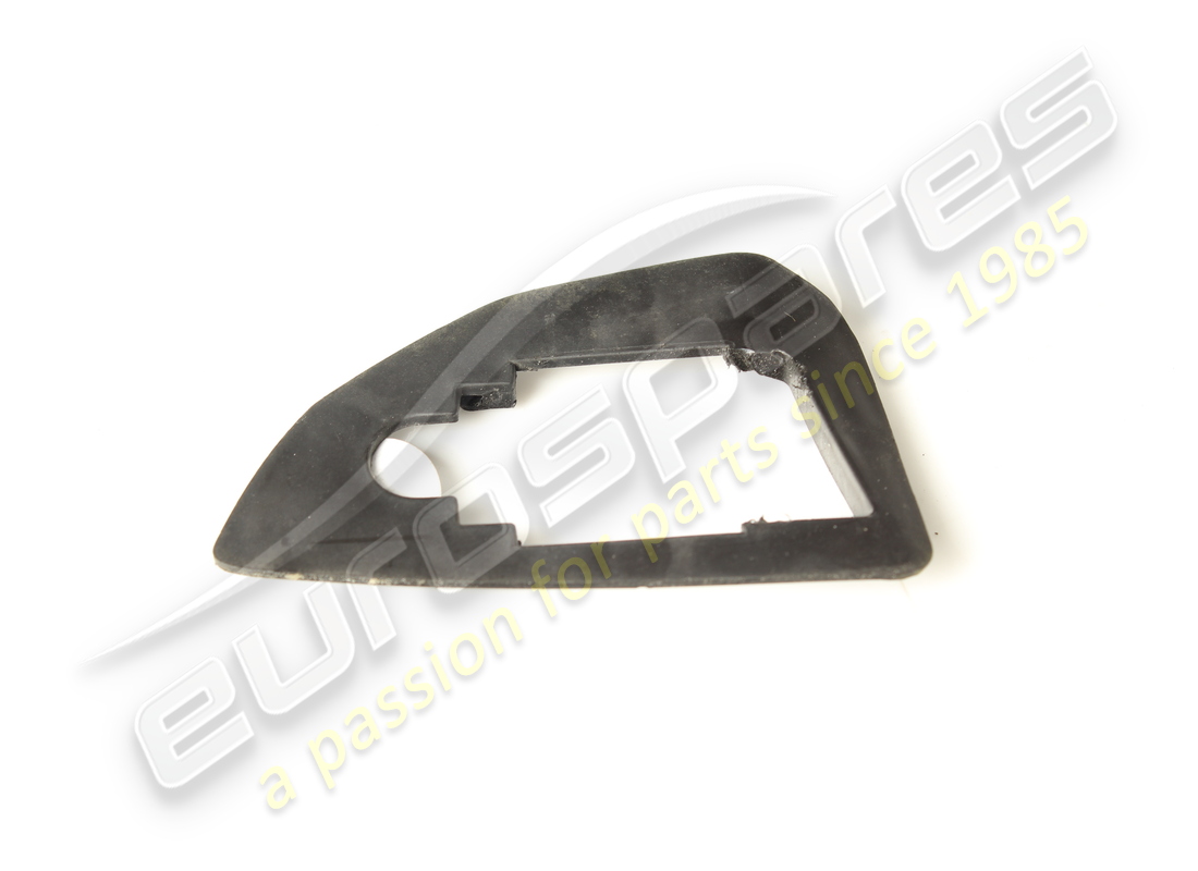 GEBRAUCHT Lamborghini UNTERSTÜTZUNG VORN . TEILENUMMER 4M8837209 (1)