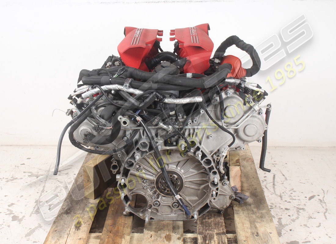 GEBRAUCHT Ferrari 488 KOMPLETTER MOTOR . TEILENUMMER 754023000 (1)