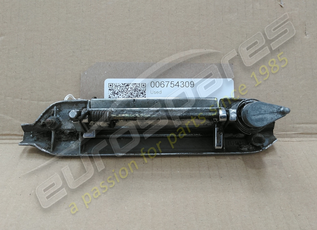 gebrauchter lamborghini linker aussentürgriff. teilenummer 006754309 (2)