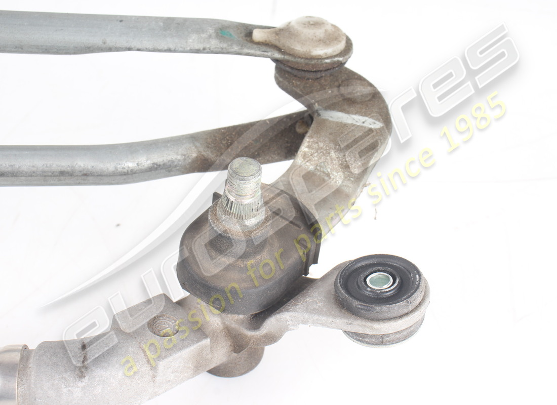 gebrauchter ferrari scheibenwischer mit motor. teilenummer 84198200 (8)