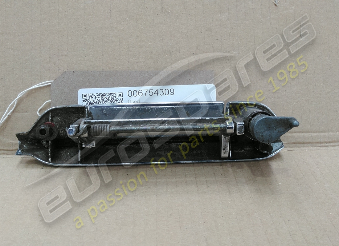 gebrauchter lamborghini linker aussentürgriff. teilenummer 006754309 (2)